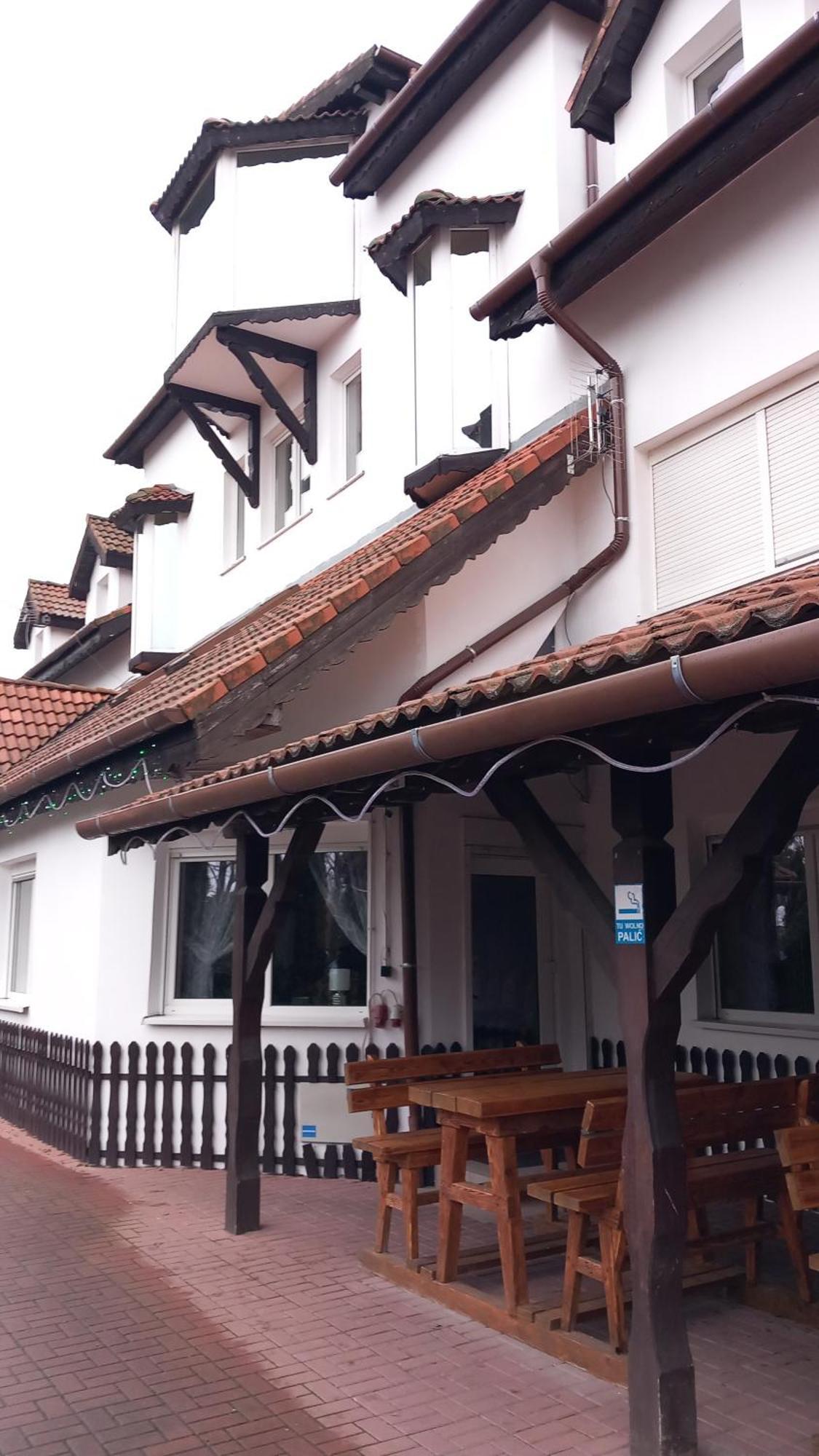 Hotel Dworek Wrocław Zewnętrze zdjęcie